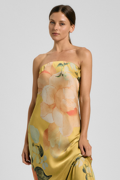 STRAPLESS FLORAL OPEN-BACK MAXI DRESS